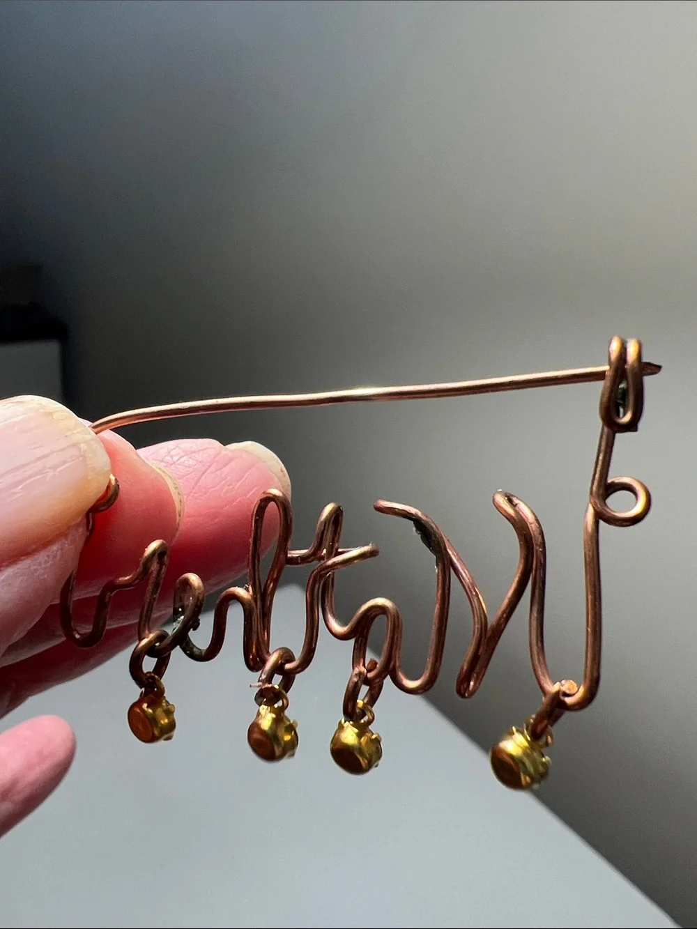Vintage Copper 'Mother' Wire Brooch Pin with Colored Crystal Drops
